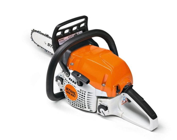 STIHL MS 251 – ergonomiczny uchwyt i obsługa