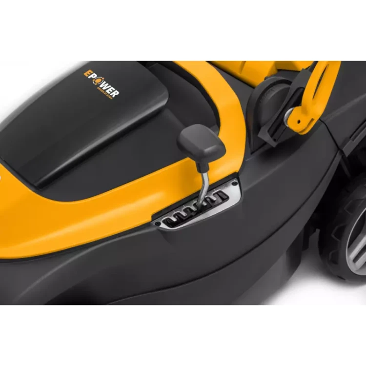 COLLECTOR136e - 5.webp