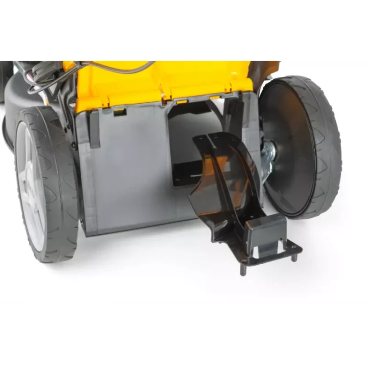 Kosiarka STIGA Combi 48 SQ z funkcją mulczowania - naturalne nawożenie trawnika.