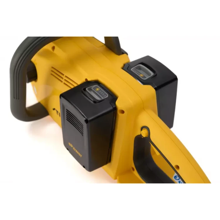 Akumulatorowa pilarka STIGA CS 300e – cięcie drewna opałowego, Rob24.pl